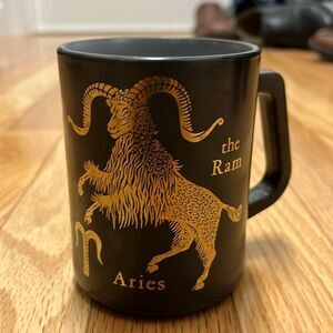 Vintage Federal‎ Glass Milk Glass with Black Aries the Ram Zodiac